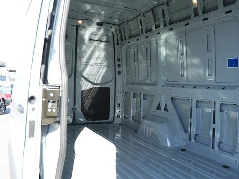 New 2026 Mercedes-Benz Sprinter 2500 image 9