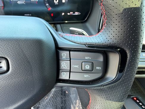 Used 2026 Dodge Charger Scat Pack AWD/4WD image 29