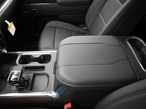 New 2026 GMC Sierra 1500 SLT w/ SLT Premium Plus Package image 16