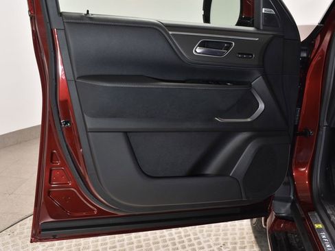 New 2026 INFINITI QX80 Luxe w/ Cargo Package image 10