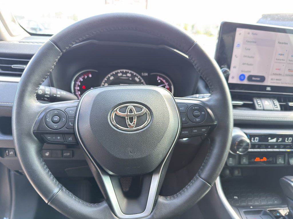 Used 2023 Toyota RAV4 XLE Premium AWD/4WD image 23