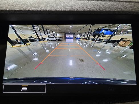 Used 2023 Buick Envision Preferred image 25