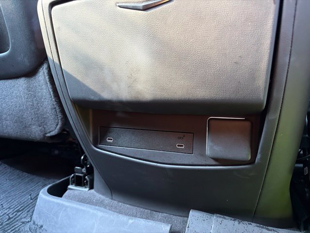 Used 2025 Cadillac Escalade ESV Luxury AWD/4WD image 29
