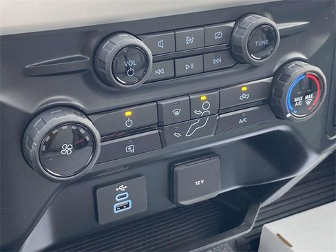 New 2024 Ford F550 4x4 Regular Cab Super Duty image 25