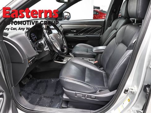 Used 2022 Mitsubishi Outlander LE AWD/4WD image 14