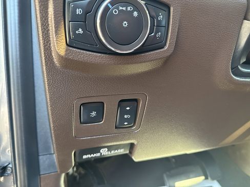 Used 2022 Ford F350 King Ranch w/ King Ranch Ultimate Package image 15