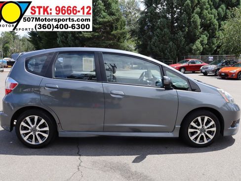 Used 2013 Honda Fit Sport image 9