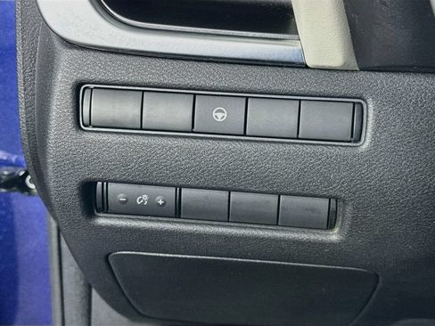Certified 2021 Nissan Rogue SV AWD/4WD image 18