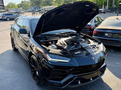 Used 2020 Lamborghini Urus AWD/4WD image 4