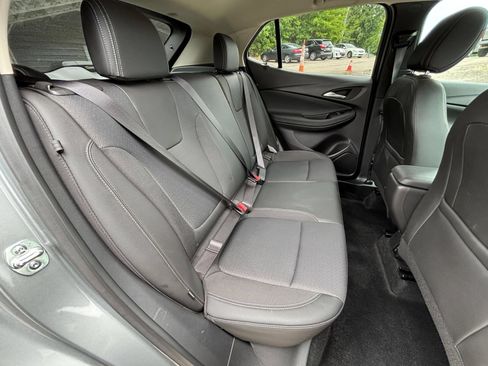 Used 2025 Buick Encore GX Preferred FWD image 35