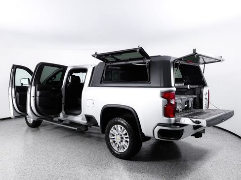 Used 2022 Chevrolet Silverado 3500 High Country w/ Z71 Off-Road Package AWD/4WD image 14