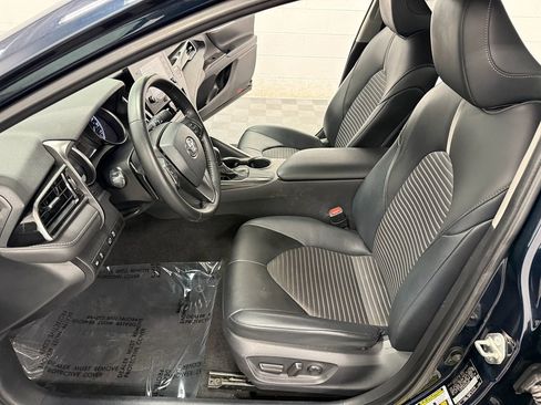 Used 2021 Toyota Camry SE FWD image 10