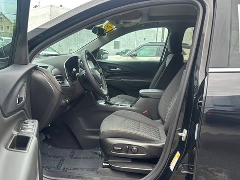 Used 2023 Chevrolet Equinox LT FWD image 12