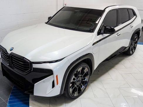 Used 2023 BMW XM w/ M Driver's Package image 45