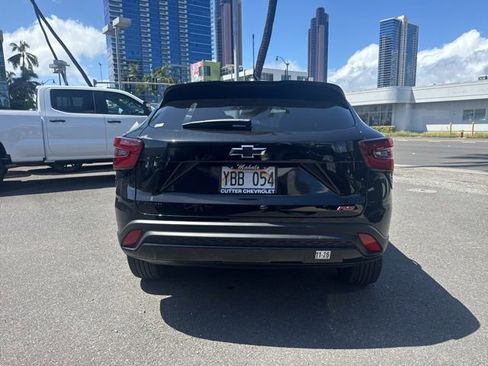 Used 2025 Chevrolet Trax RS FWD image 6