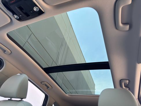 Used 2025 Kia Sorento EX w/ EX Panoramic Sunroof Package AWD/4WD image 12