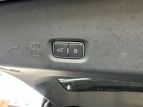 Used 2025 Ford Expedition Max Platinum w/ Driver's Package AWD/4WD image 10