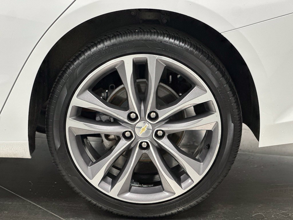 Used 2023 Chevrolet Malibu LT w/ LPO, Floor Liner Package FWD image 23