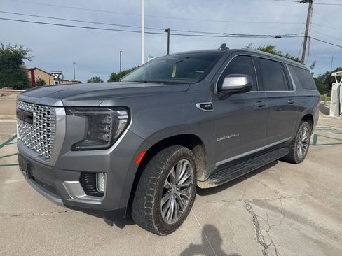 Used 2021 GMC Yukon XL Denali w/ LPO, Illumination Package AWD/4WD image 7