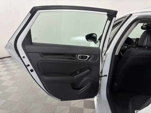 Used 2024 Honda Civic Touring image 12