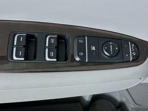 Used 2018 Kia Optima EX image 15