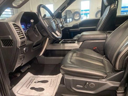 Used 2019 Ford F250 Platinum w/ Platinum Ultimate Package AWD/4WD image 27