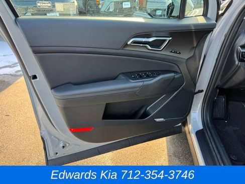 New 2026 Kia Sportage SX image 17