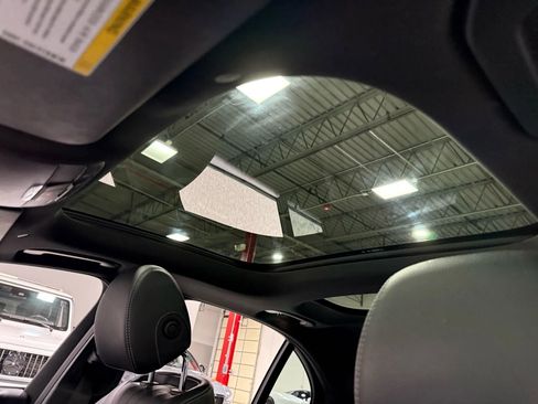 Used 2019 Mercedes-Benz E 300 4MATIC w/ Premium 1 Package image 17