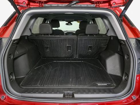 Used 2022 GMC Terrain SLE w/ Driver Convenience Package AWD/4WD image 12