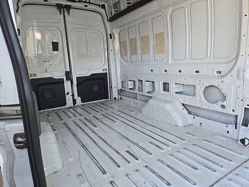 Used 2024 Ford Transit 250 148 High Roof Extended AWD image 22