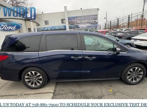 Used 2022 Honda Odyssey EX-L image 4
