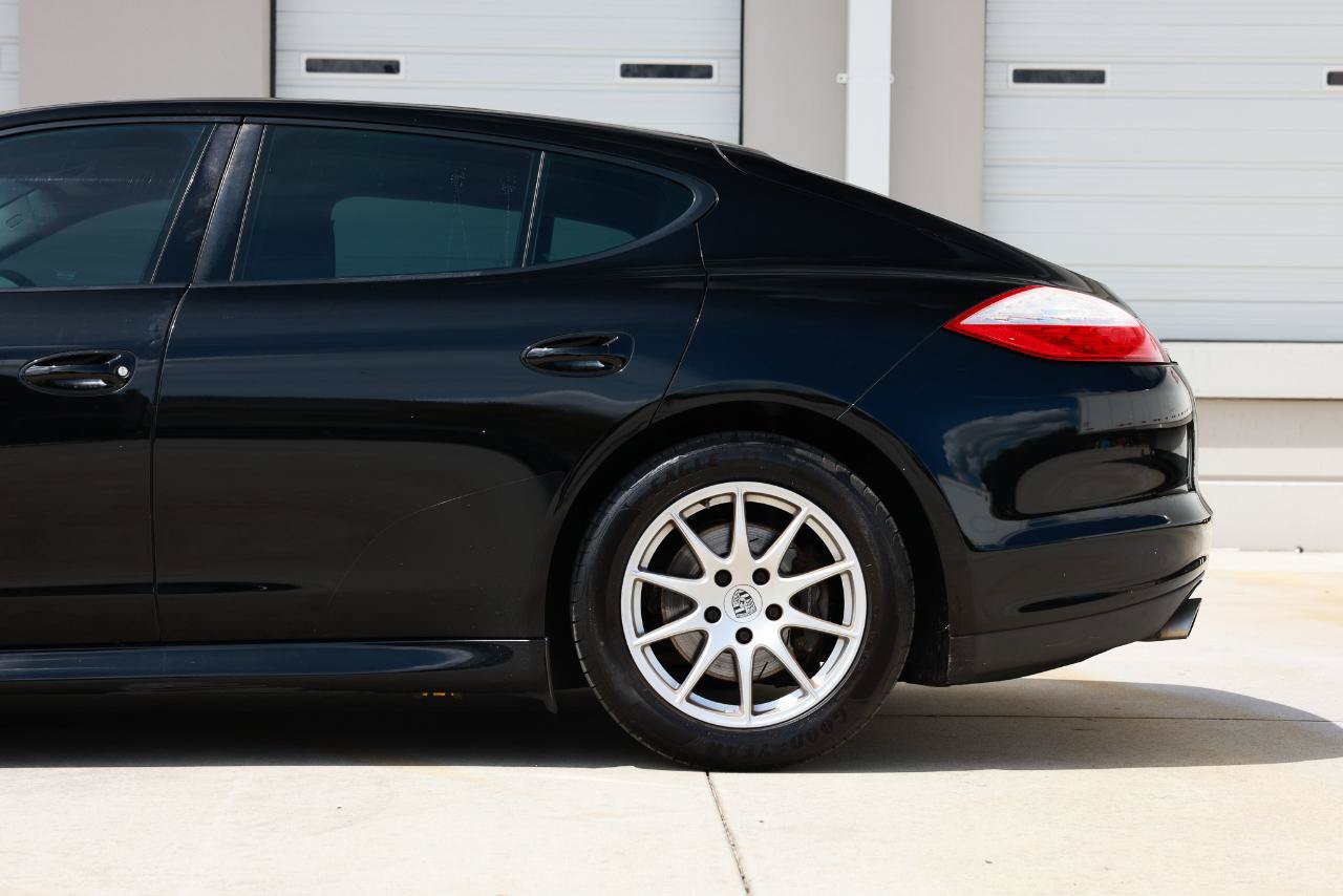 Used 2013 Porsche Panamera image 28