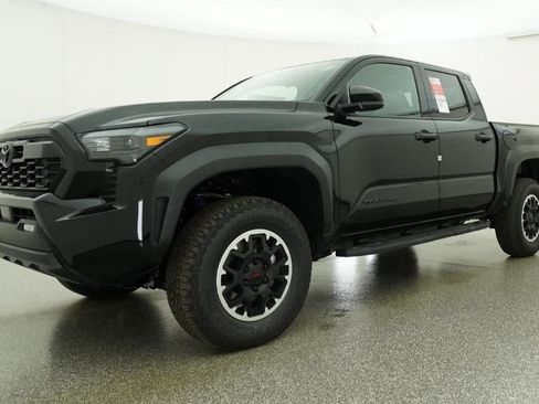New 2026 Toyota Tacoma TRD Off-Road AWD/4WD image 17
