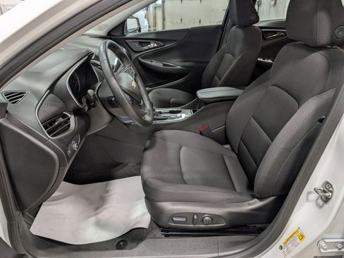 Used 2024 Chevrolet Malibu LT w/ Sport Edition FWD image 13