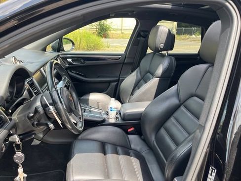 Used 2016 Porsche Macan S AWD/4WD image 10