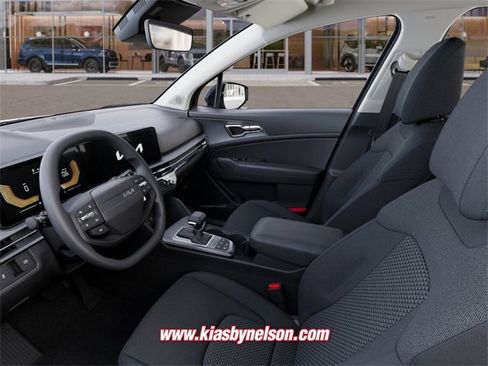 New 2026 Kia Sportage LX w/ LX Convenience Package image 17