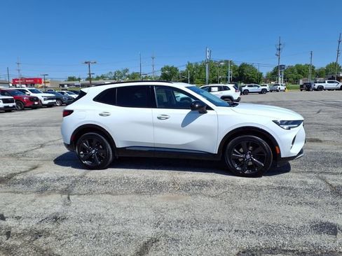 Used 2023 Buick Envision Essence w/ Sport Touring Package AWD/4WD image 14