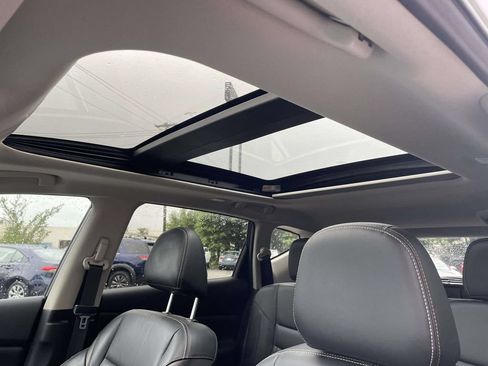 Used 2024 Nissan Murano Platinum w/ Cargo Package FWD image 19