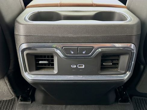 Used 2025 GMC Sierra 2500 Denali Ultimate AWD/4WD image 25