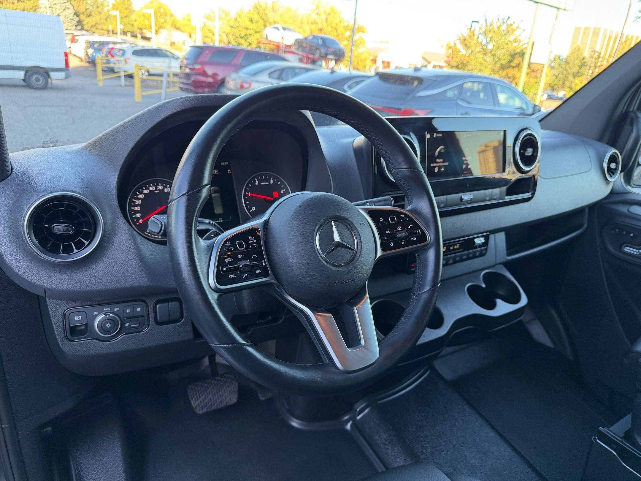 Used 2024 Mercedes-Benz Sprinter 2500 image 4