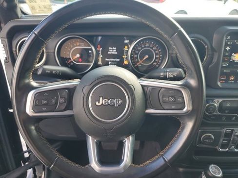 Certified 2021 Jeep Gladiator Overland AWD/4WD image 27