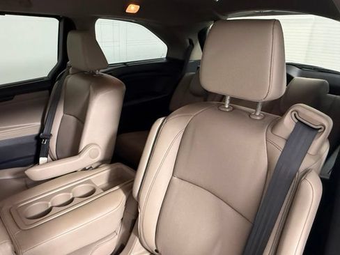 Used 2023 Honda Odyssey Touring image 39