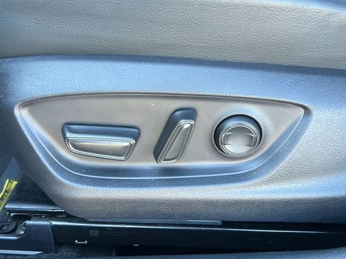 Used 2023 Toyota Camry SE image 21