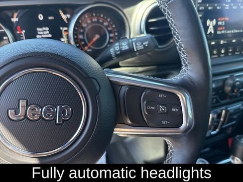 Used 2021 Jeep Wrangler Unlimited Sahara AWD/4WD image 23