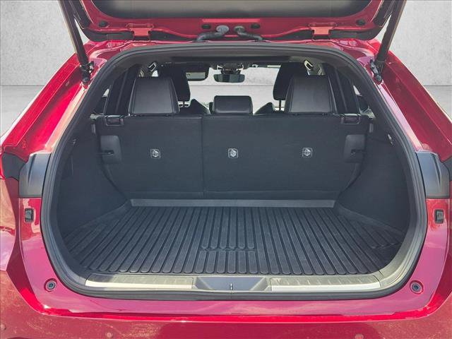 Used 2023 Toyota Venza Nightshade AWD/4WD image 7