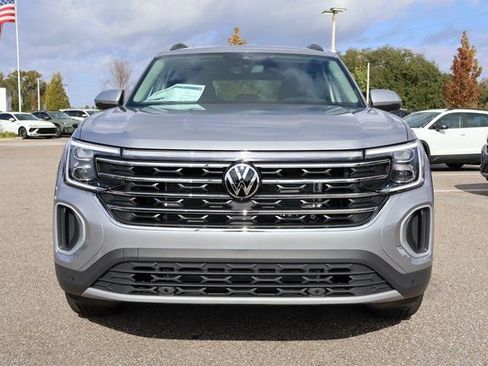 New 2026 Volkswagen Atlas SE image 2