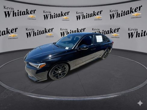 Used 2023 Honda Civic Sport image 4