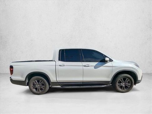 Used 2020 Honda Ridgeline Sport image 4