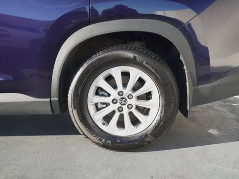 Certified 2024 Toyota Grand Highlander Limited image 30