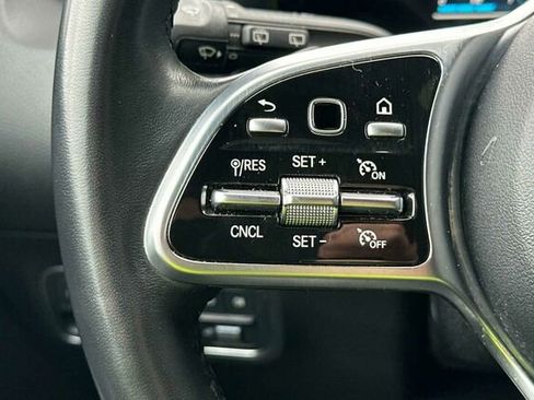 Used 2023 Mercedes-Benz GLA 250 4MATIC image 29